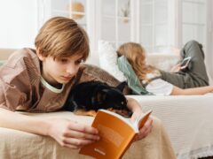 Cum se vede dacă un copil chiar a înțeles ce citește și ce ajută mai mult decât viteza